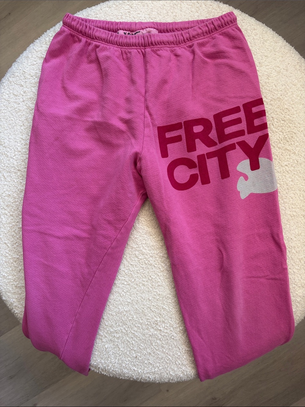 freecity Women’s Hot Pink Sweatpants